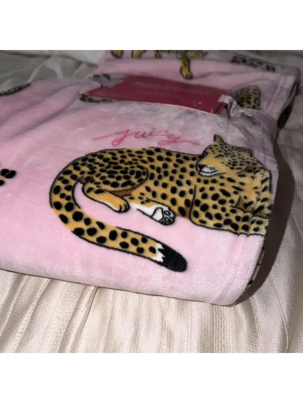 Juicy Couture Throw Blanket  Pink Leopard